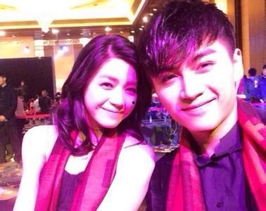 陈晓法国求婚视频,陈晓甜蜜求婚视频曝光，浪漫瞬间感动网友