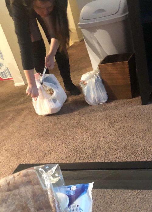 捡丝吧捡到丝袜,捡丝吧里的意外收获